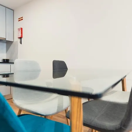 Апартаменты Guestready - Glamorous Getaway In