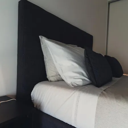 Апартаменты Guestready - Glamorous Getaway In